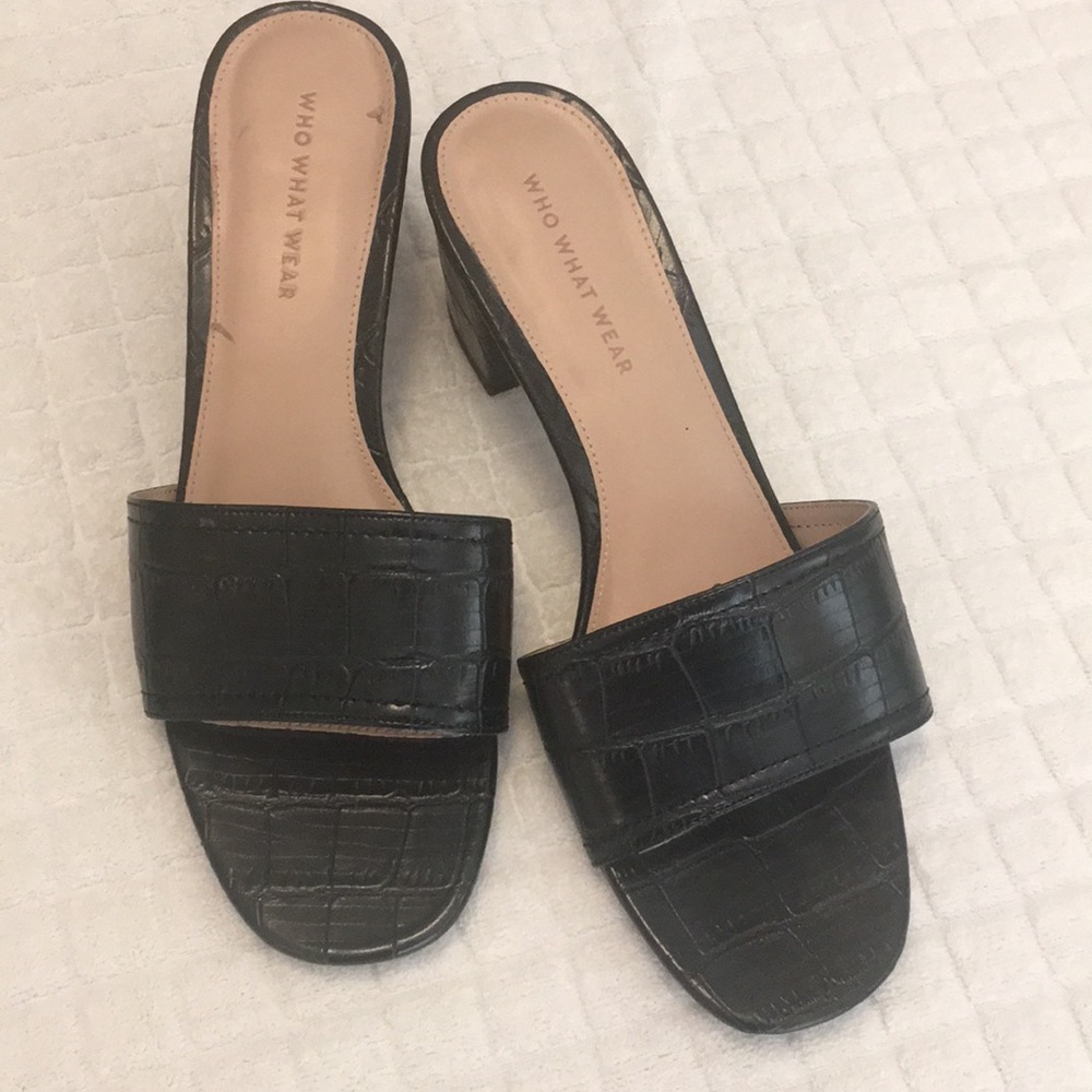 Who What Wear black faux alligator mules